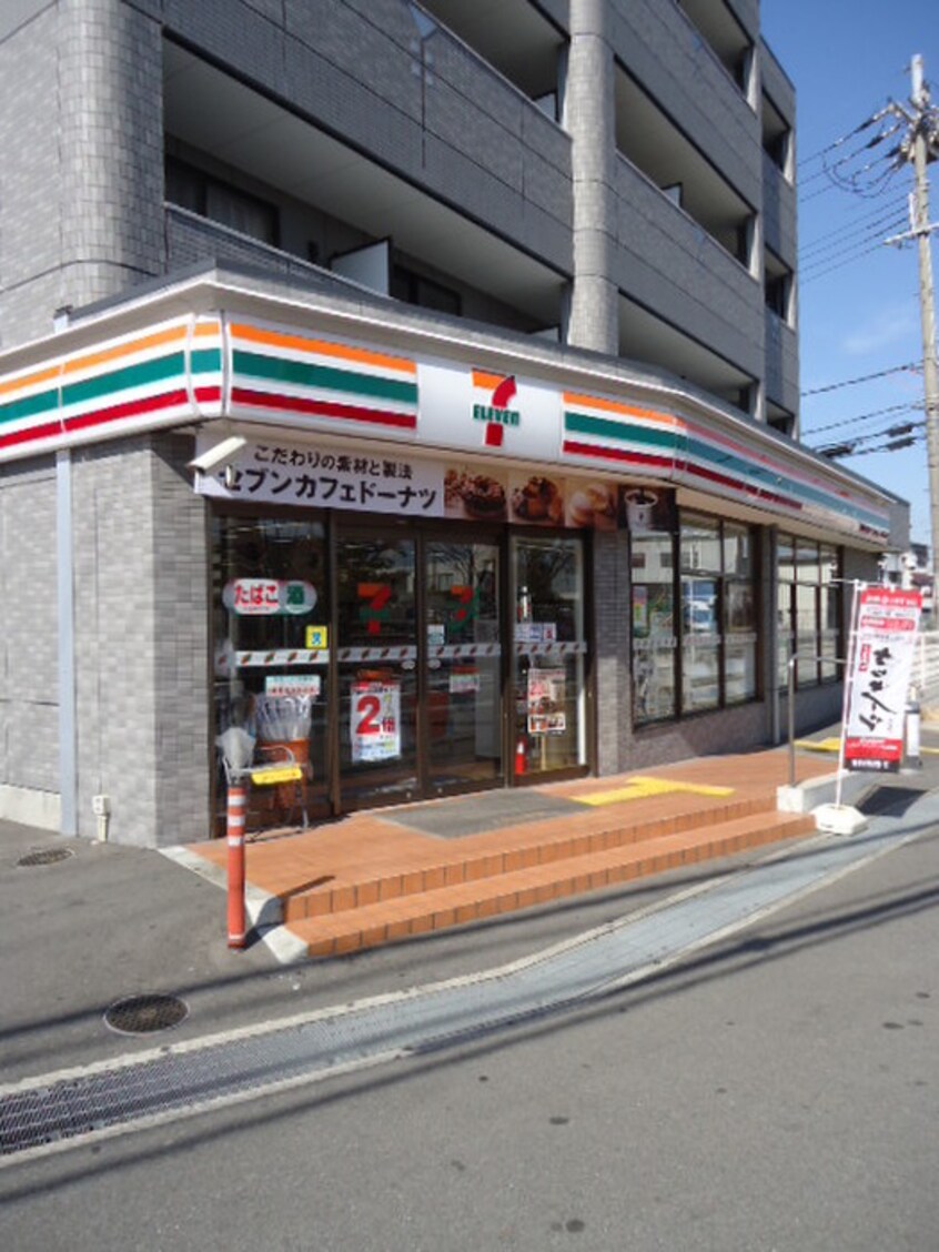 セブンイレブン 門真運転免許試験場前店(コンビニ)まで522m ＣＡＳＡ　ＡＺＵＬ