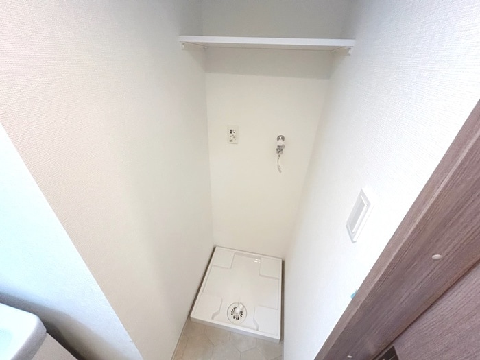 洗濯機置場 アヴェニール中崎