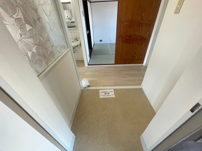 玄関 下新庄コーポA棟　(502)