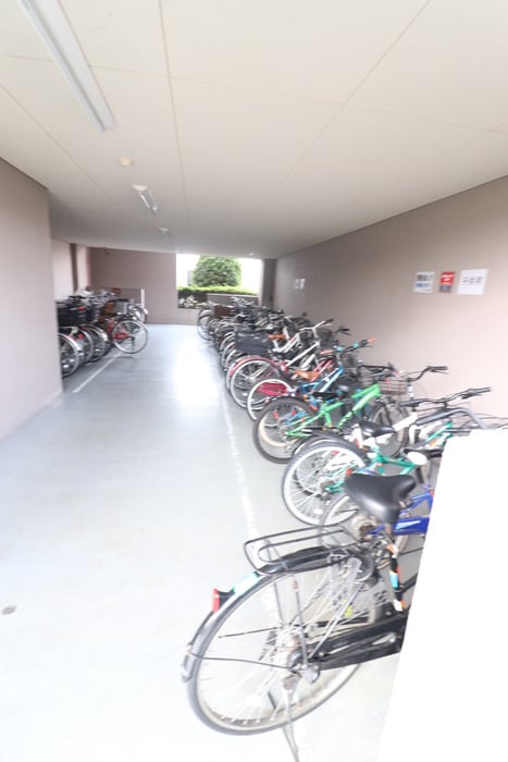 駐輪場 リサ－ビア大津