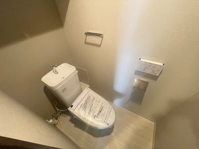 トイレ ワコーレ神戸みなと元町(1202)