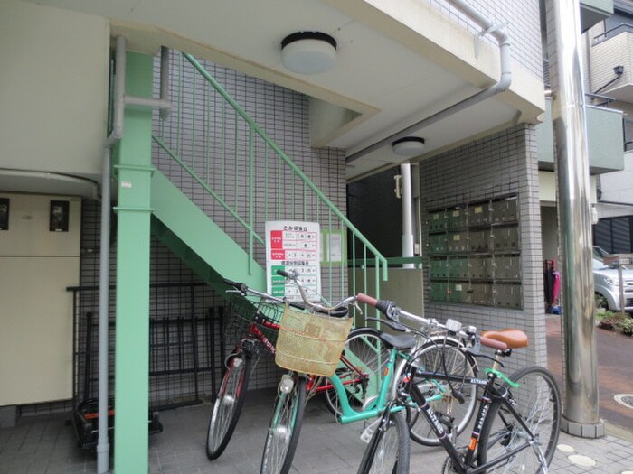 駐輪場 鳥飼プラザ