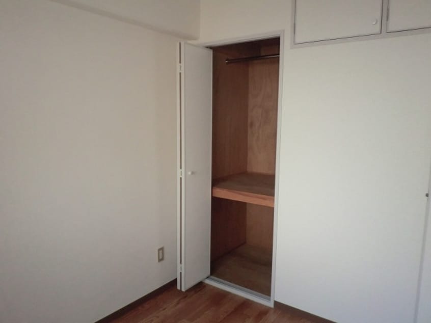 収納 メゾン摂津