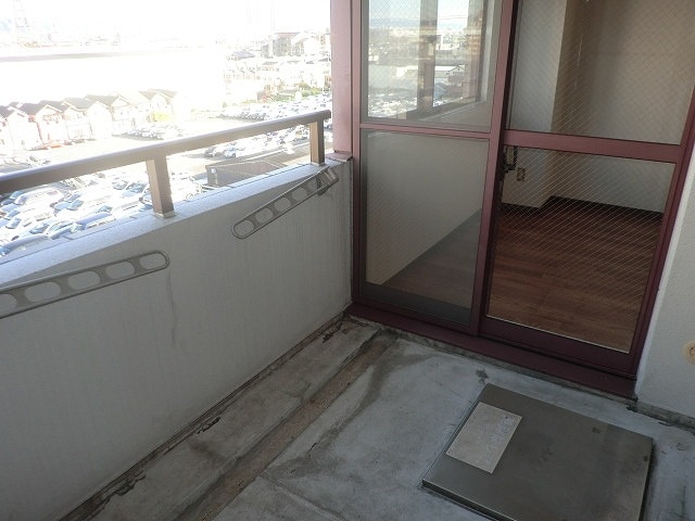 ベランダ・バルコニー メゾン摂津