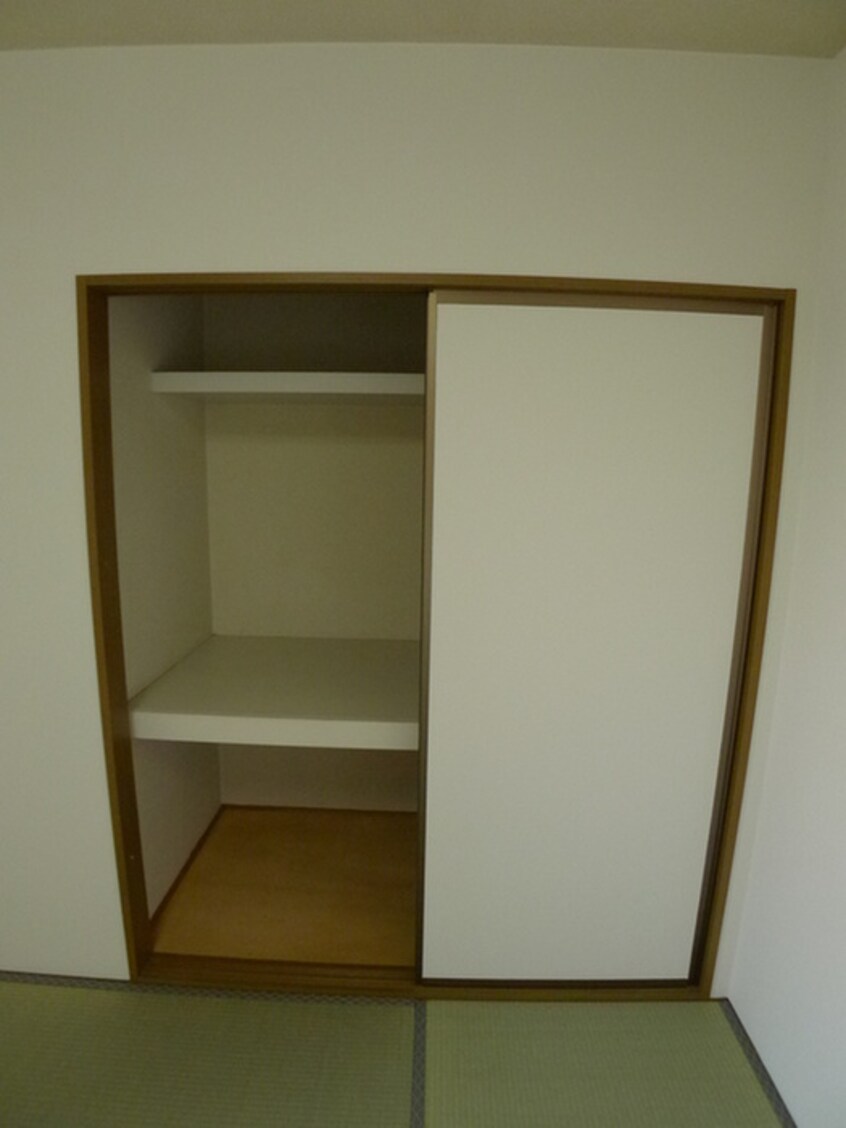 収納 パルティール鶴林