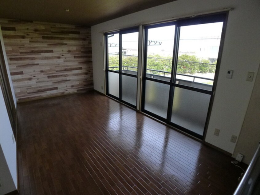 居室 パルティール鶴林