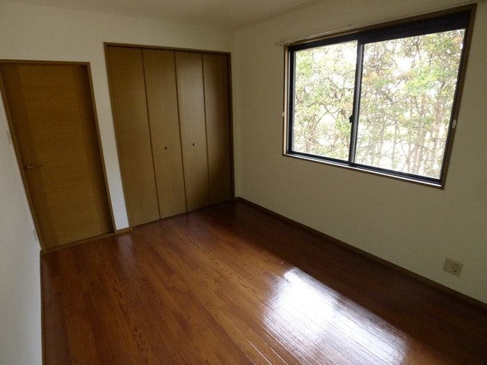 居室 パルティール鶴林