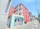 ﾘﾘｨ ｵﾌﾞ ｻﾞ ｳﾞｧﾘｲ 天神川の外観