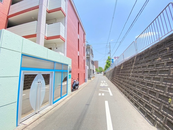 周辺環境 ﾘﾘｨ ｵﾌﾞ ｻﾞ ｳﾞｧﾘｲ 天神川