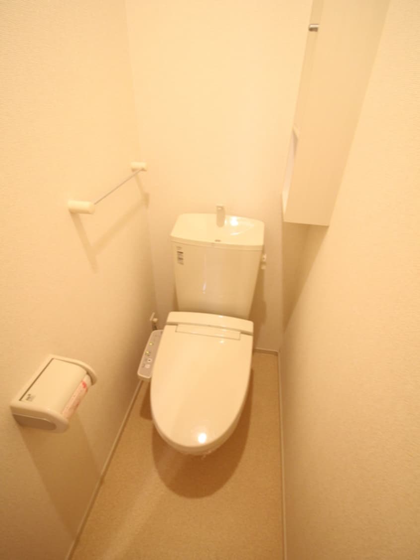 トイレ パイン・ツリー