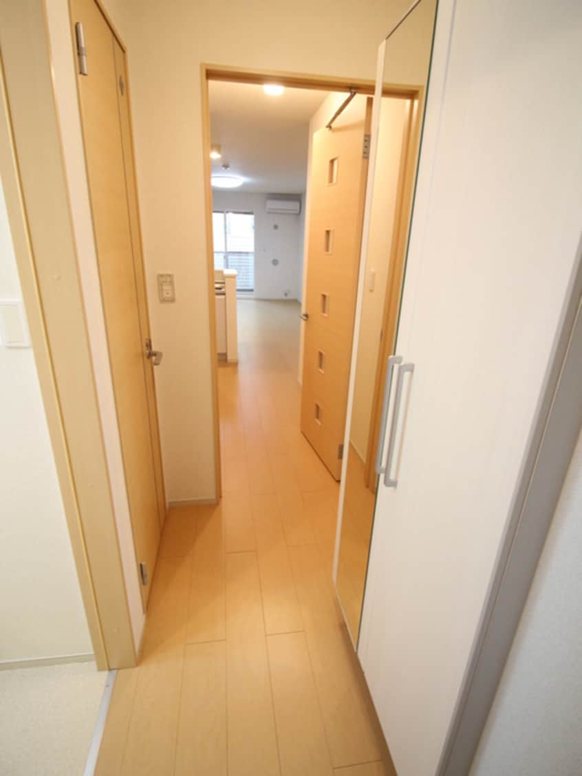 廊下 パイン・ツリー