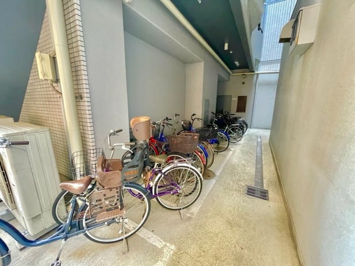 駐輪場 TWIN COURT ＨＩＲＡＴＡ