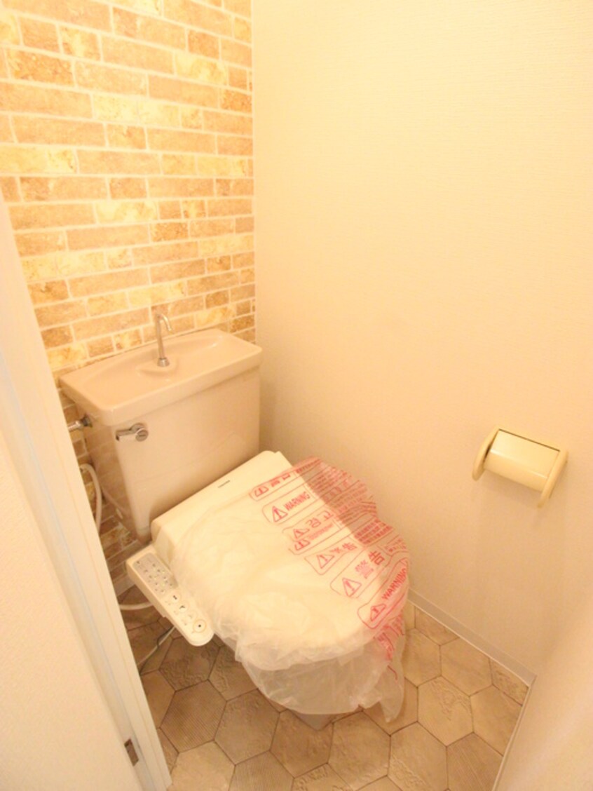 トイレ TWIN COURT ＨＩＲＡＴＡ