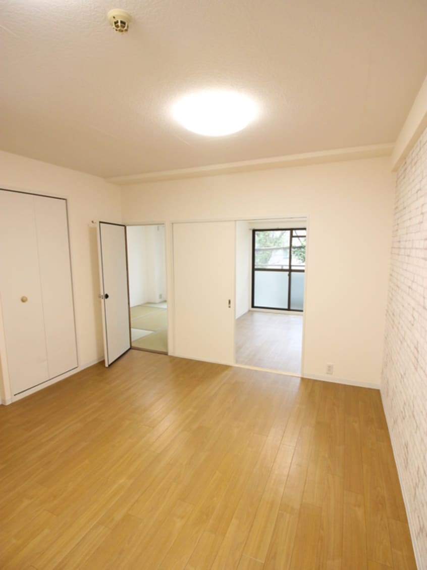 居室 TWIN COURT ＨＩＲＡＴＡ