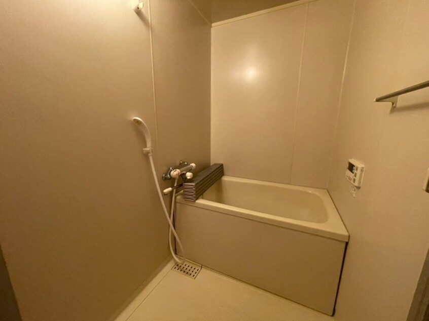 バス／シャワールーム等 イ－ストコ－ト曽根