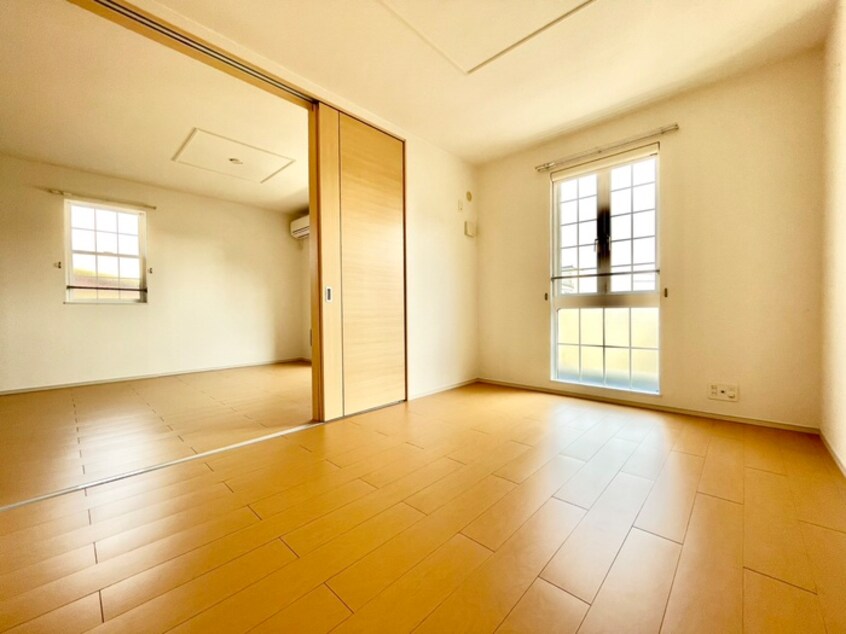 居室 ミローズカーサ