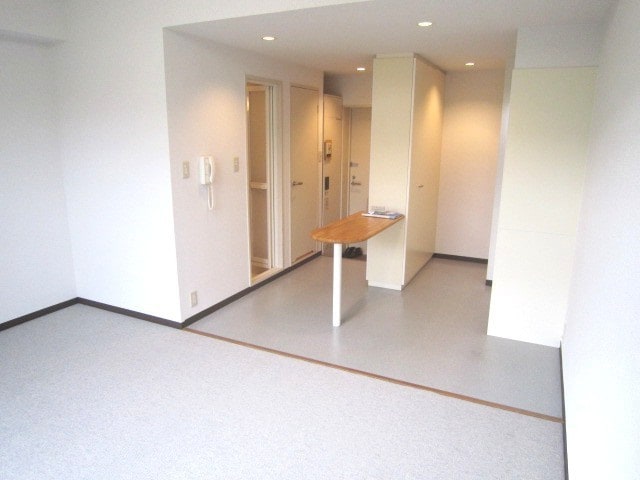 居室 ペアコ－ト仁川