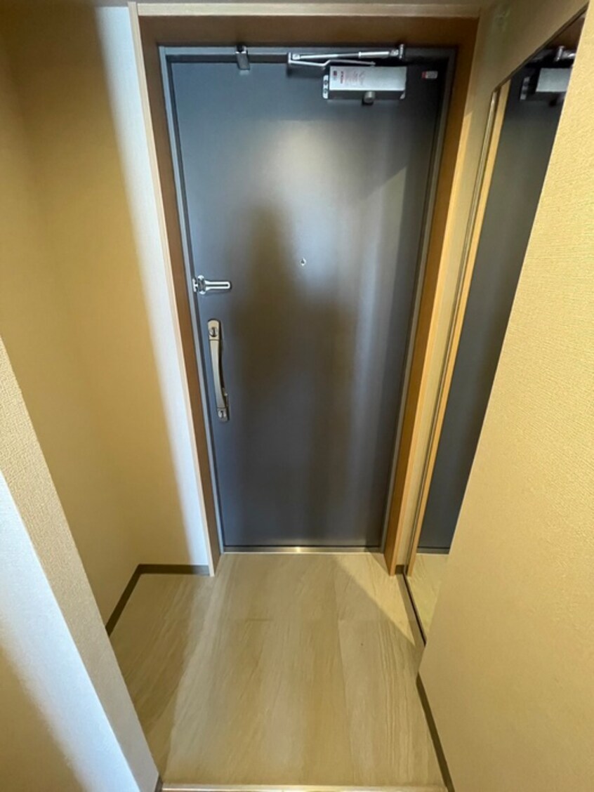 玄関 ドムス吉田