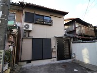 吉田泉殿町62-2貸家