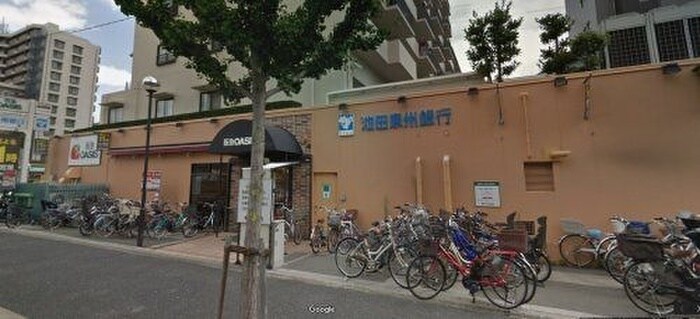 阪急OASIS服部緑地店(スーパー)まで280m エステ－トピア緑地