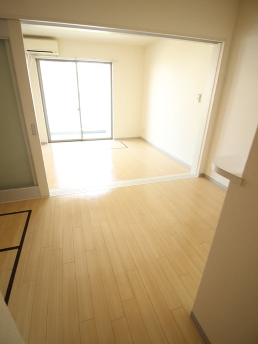 居室 ＮＯＲＴＨＶＩＬＬＡＧＥ参番館