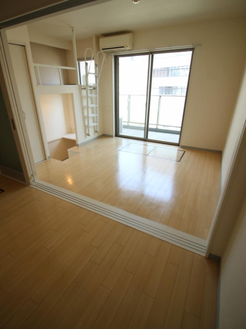 居室 ＮＯＲＴＨＶＩＬＬＡＧＥ参番館