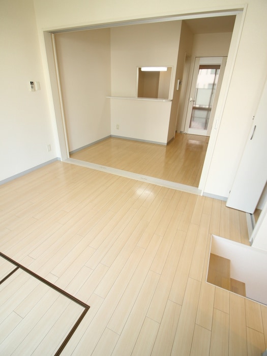 居室 ＮＯＲＴＨＶＩＬＬＡＧＥ参番館