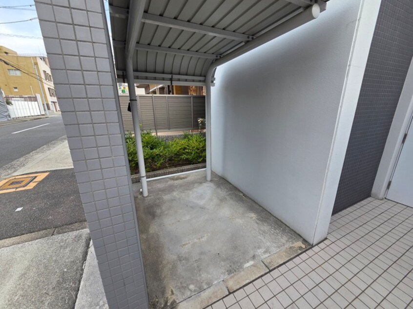 駐輪場 ラルーチェ北梅田