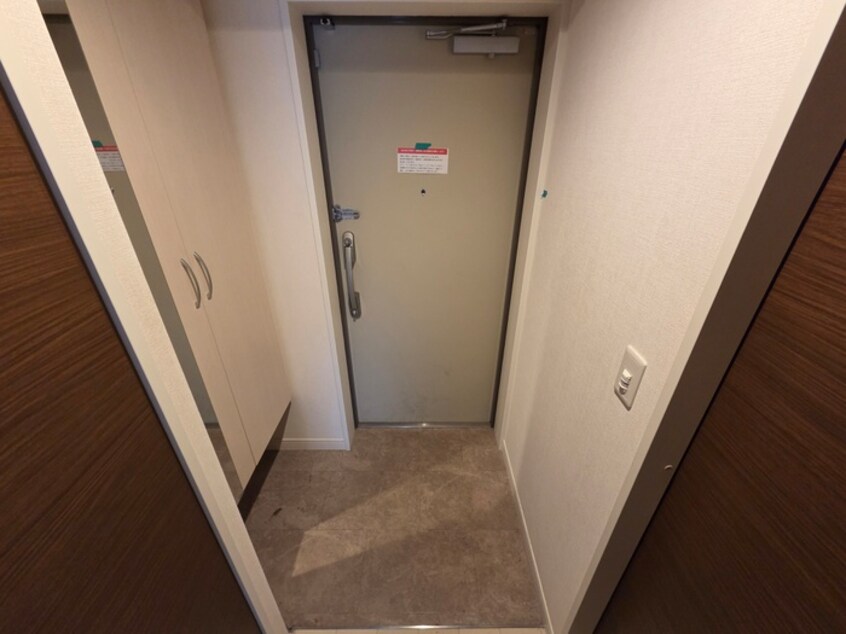 玄関 ラルーチェ北梅田