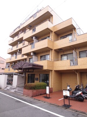ﾗｲｵﾝｽﾞﾏﾝｼｮﾝ鴨川北（215）