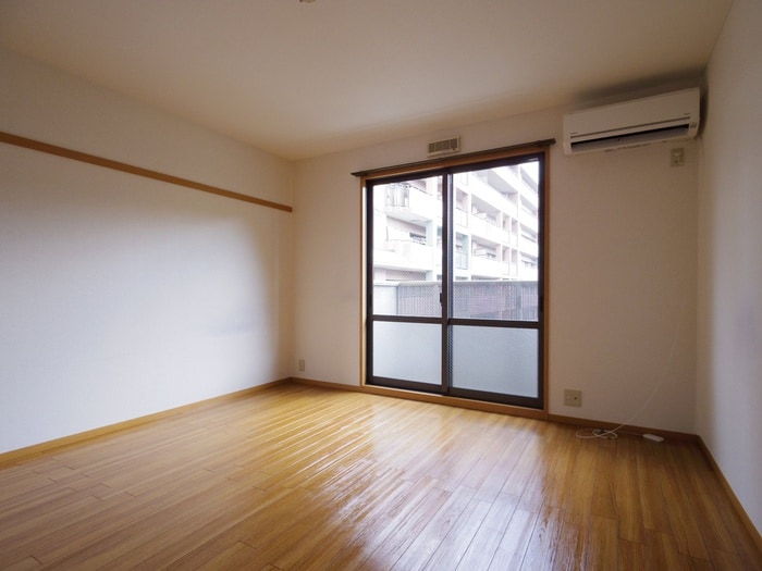 居室 カナル桃山