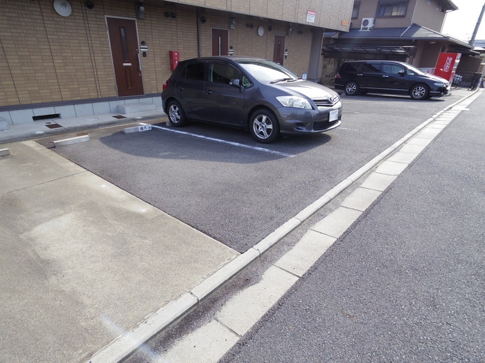 駐車場 カナル桃山