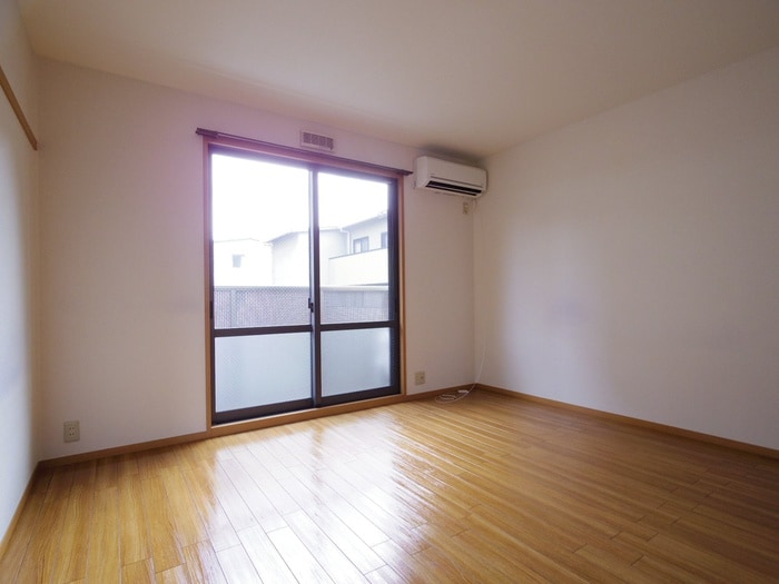 居室 カナル桃山