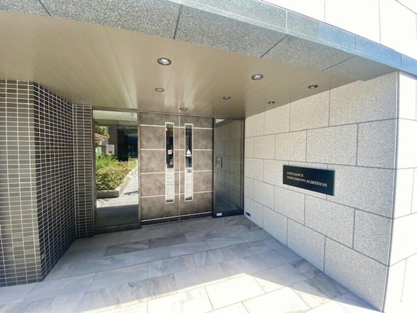 エントランス部分 ﾌﾟﾚｻﾝｽ塚本ｱｸﾐﾘｵﾝ(1306)