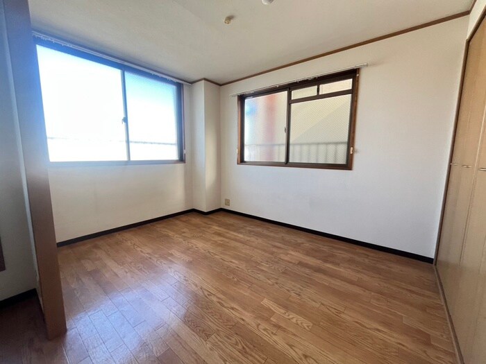 居室 ヤサカパ－トⅡ