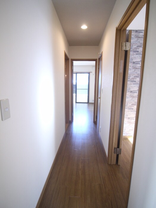 廊下 メゾン小西