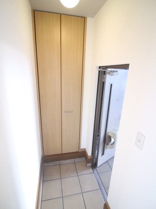 玄関 メゾン小西