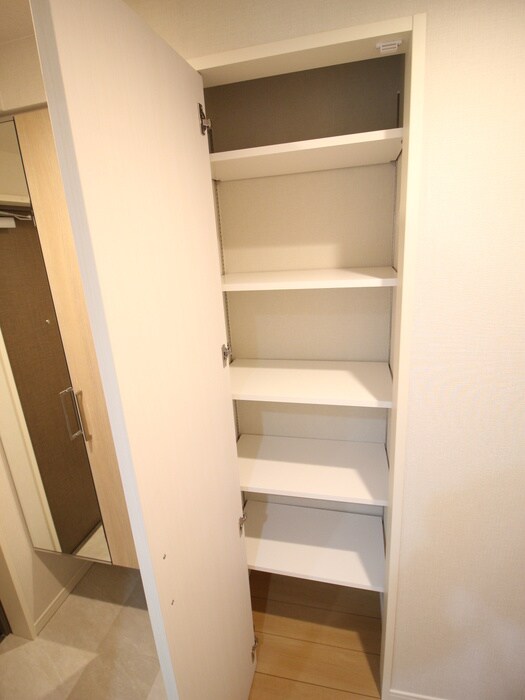 収納 Ouest Riviere