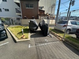 バイク置き場