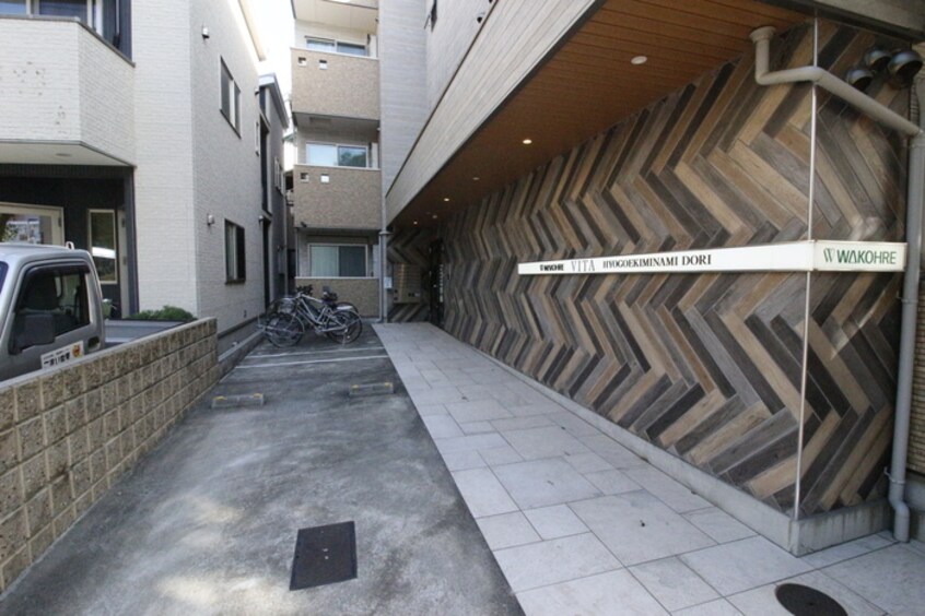 エントランス部分 ワコーレヴィータ兵庫駅南通