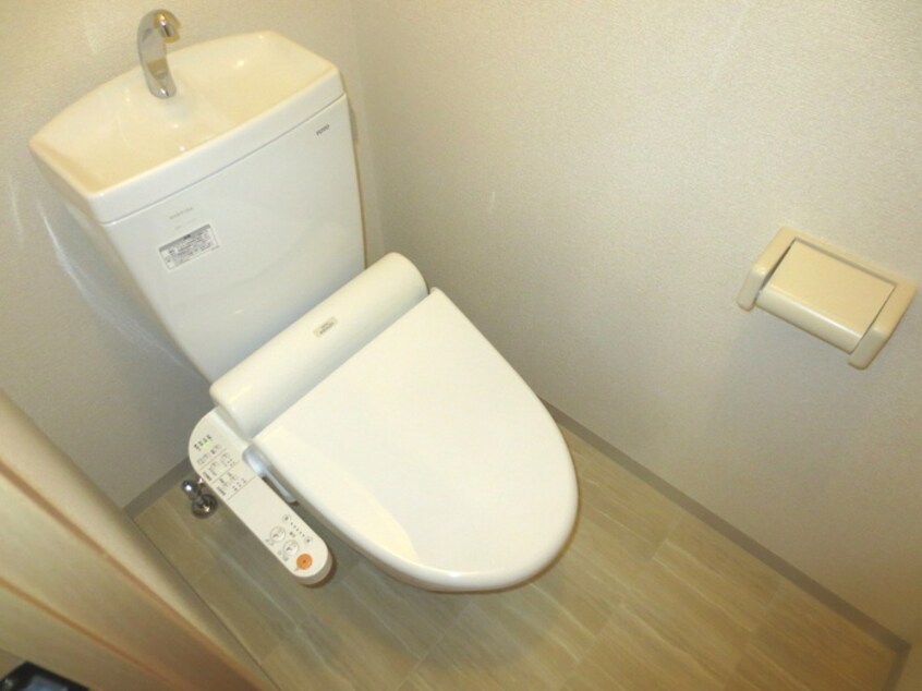 トイレ アンプルールフェール平野