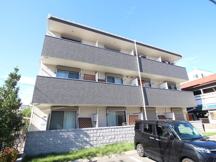 その他 アンプルールフェール平野