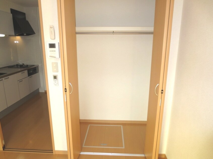 収納 アンプルールフェール平野