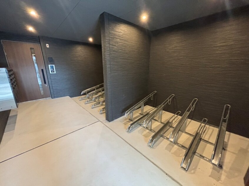 駐輪場 D gate Ciel