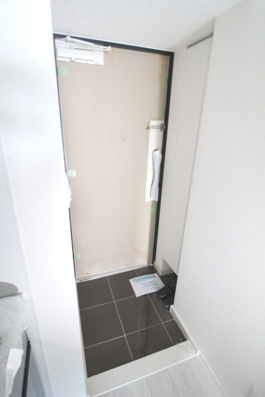 玄関 プレイシズ　シンオオサカ(403)