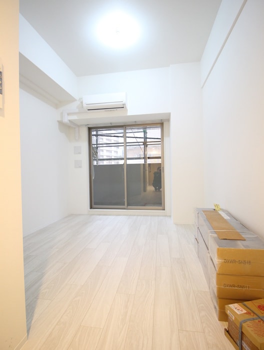 居室 ｴｽﾘｰﾄﾞ大阪上本町ﾌﾞﾗﾝｼｭ(404)