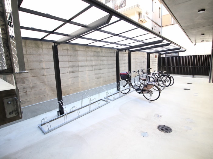 駐輪場 グレース西ノ京