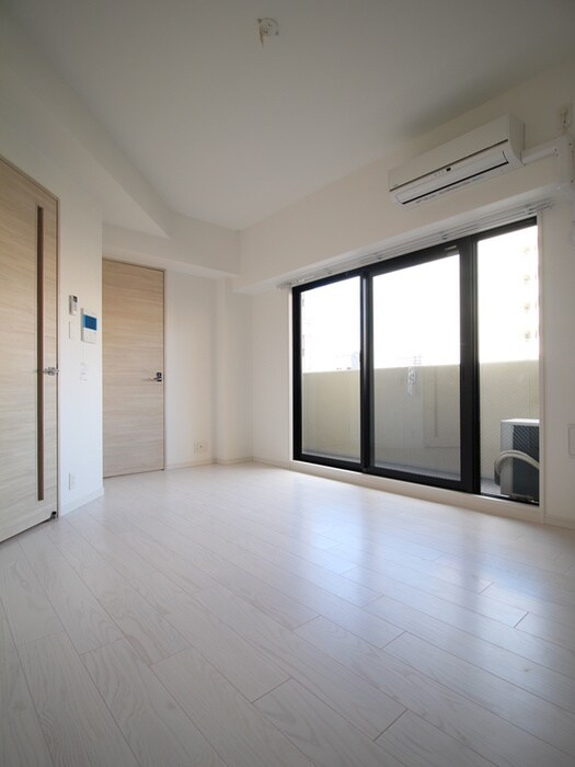 居室 サムティ江坂レガーロ(309)