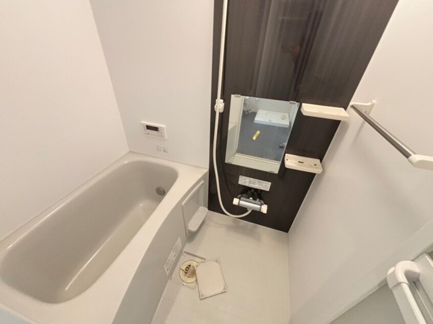 バス／シャワールーム等 ｾﾆｬﾘﾌﾞﾛ