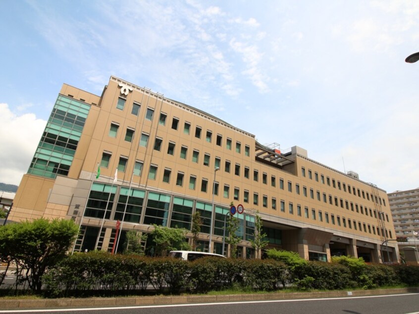 東灘区役所(役所)まで600m ｱｸﾛｽ神戸住吉ｽﾃ-ｼｮﾝﾌﾛﾝﾄ（901）